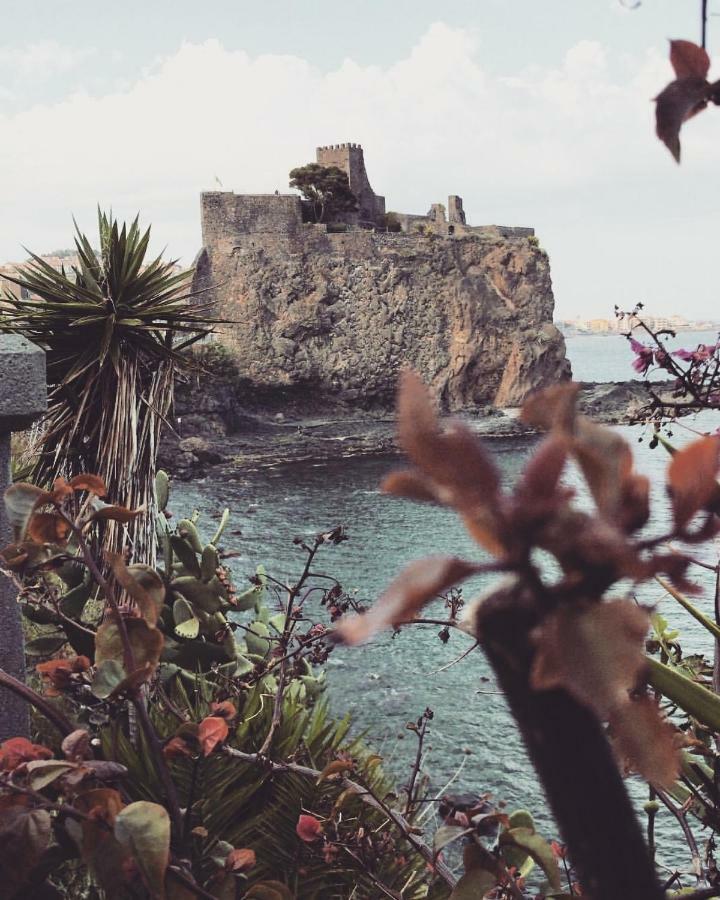 Giglioapartment Etna Mare Aci Castello Exterior photo